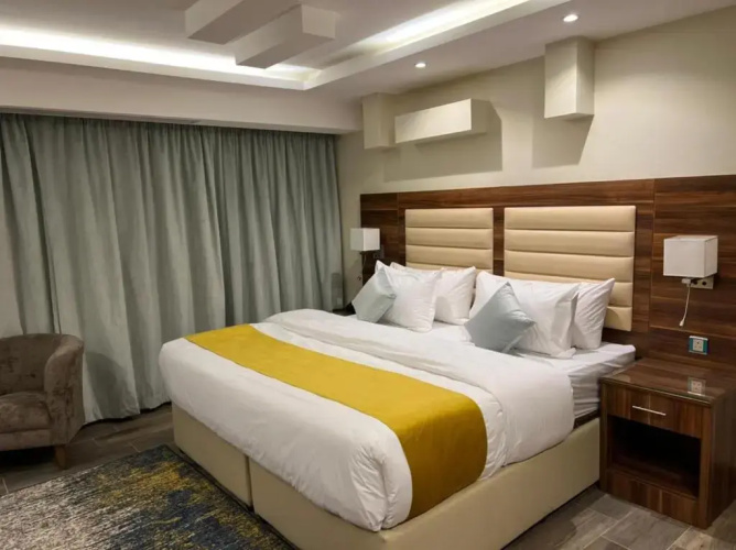 Moments Hotel