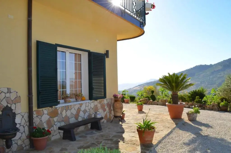 Villa della Mimosa