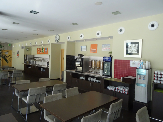 Holiday Inn Express Barcelona - Sant Cugat photo 26