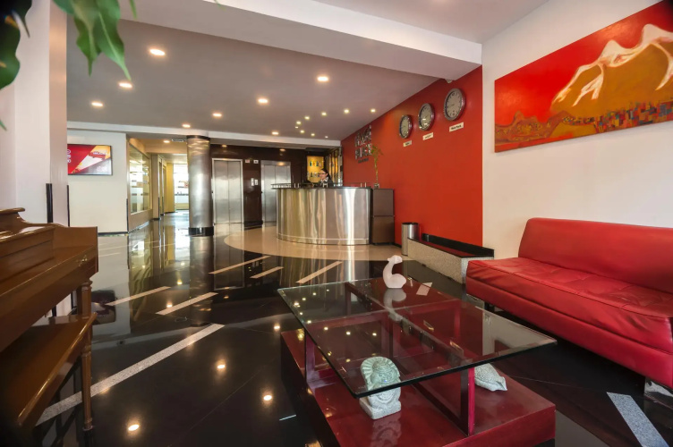 Hotel Rey Palace