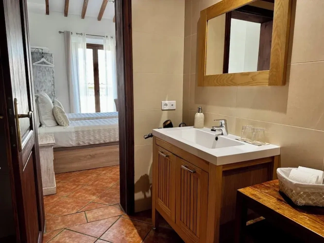 Standard Twin room with balcony and with mountain view