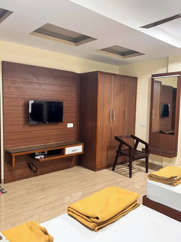 Shri Amman Residency