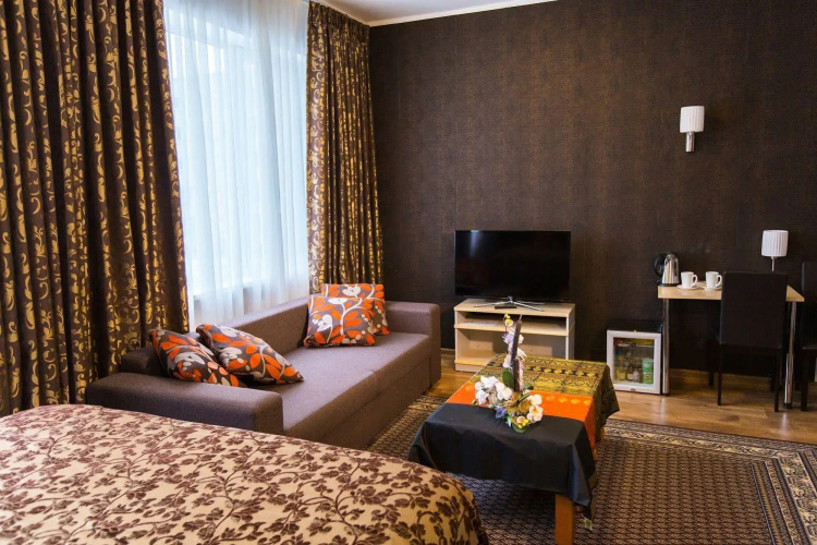 Starest Hotel
