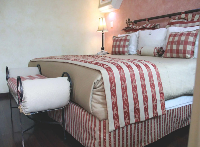 Villahernan Hotel