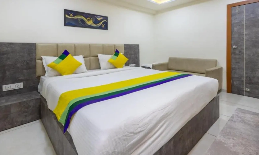 Economy room