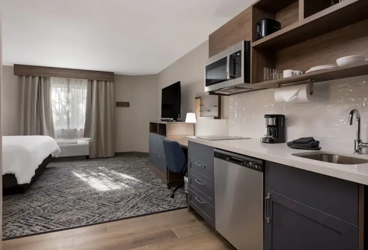 Quadruple Suite