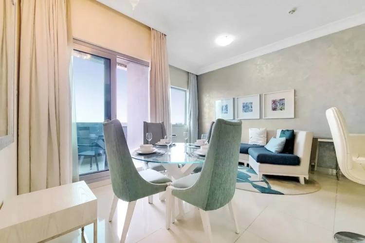 Classic Apartment with balcony