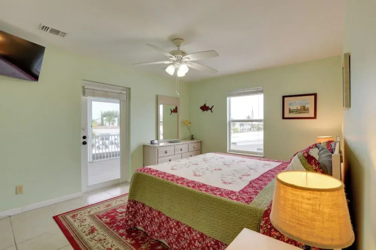 Canal-front Florida Keys Home w/ Private Dock