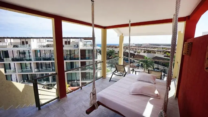 2 Bedrooms Apartment