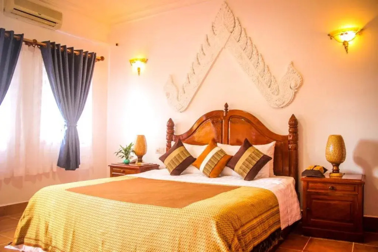 Amiral Hotel