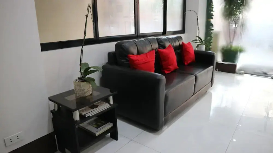 Doniti Suites and Events Place