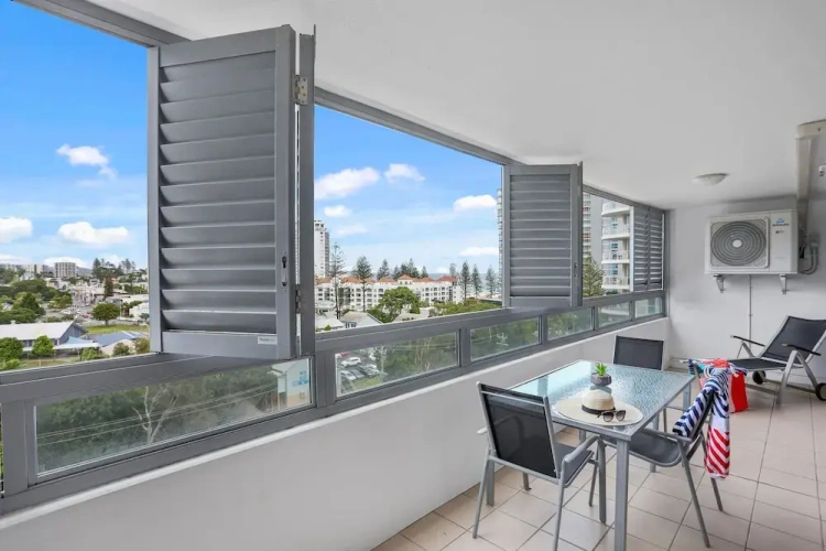 1 Bedroom Apartment with balcony