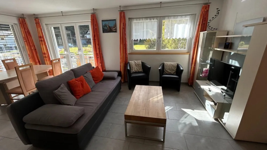 Mountain Stay With Balcony