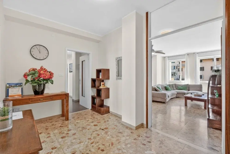 Family Apartment with balcony