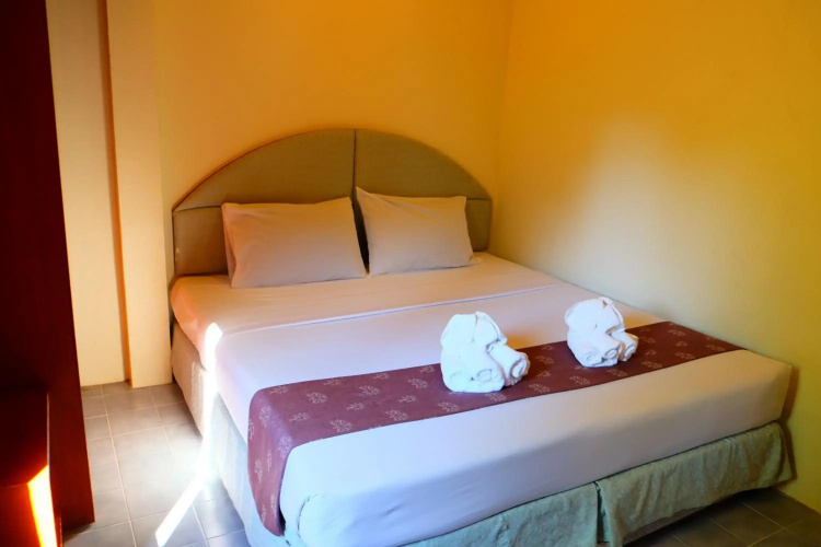 New Travel Beach Resort