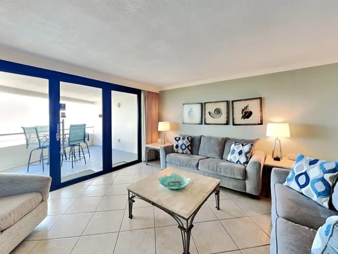 2 Bedrooms Standard room with balcony