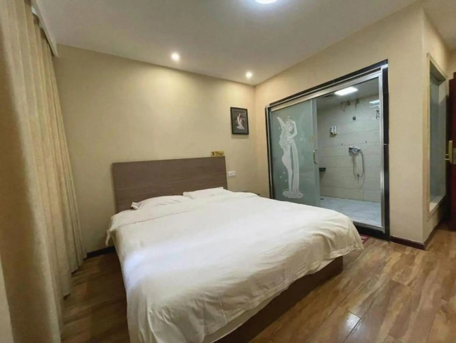 Qinghuaci Hotel