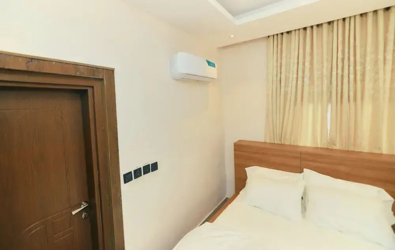 AJs Serenity Suites