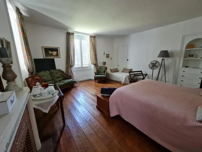 1 Bedroom Double Suite