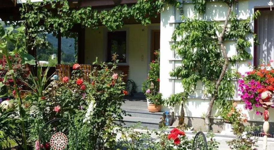Gästehaus Schett