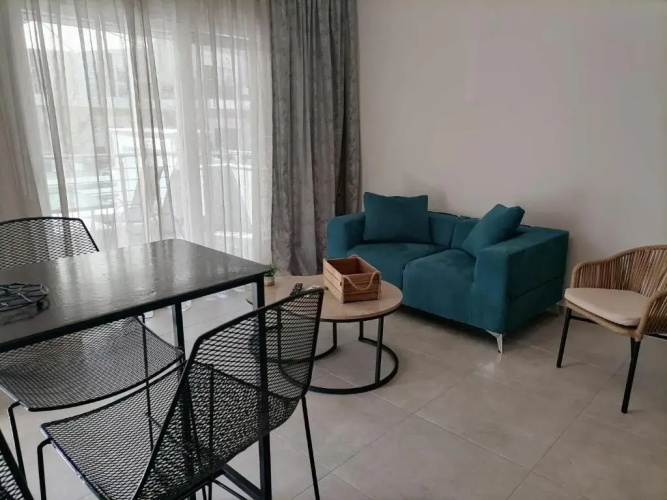 Petrani Suite 1