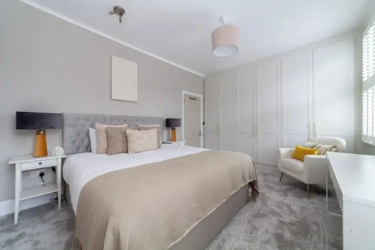 5 Bed Apartment in Hammersmith