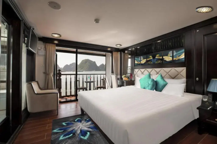 Alisa Luxury Cruise