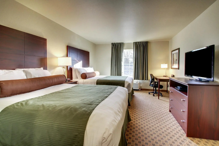 Cobblestone Hotel & Suites - Paxton