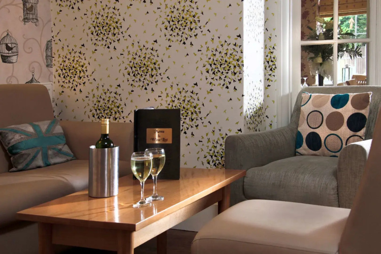 Deincourt Hotel