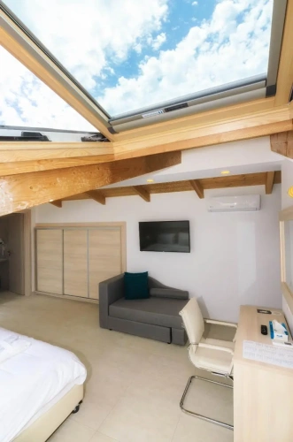 Standard Twin room with balcony and Side Sea View