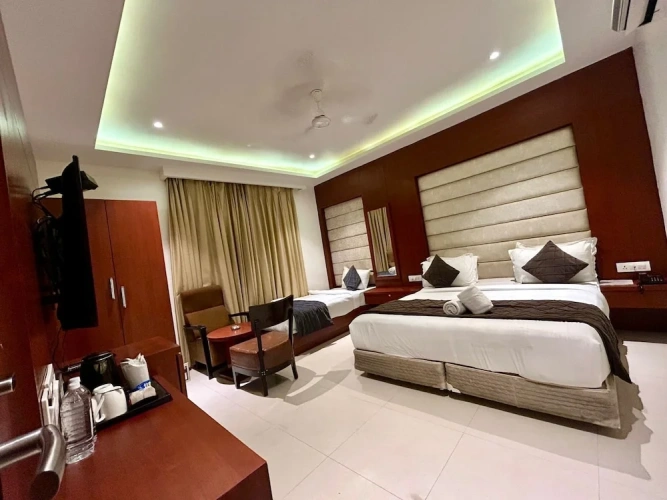 Standard Triple Family room