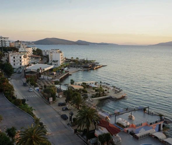 1 Bedroom Apartment with balcony and with sea view
