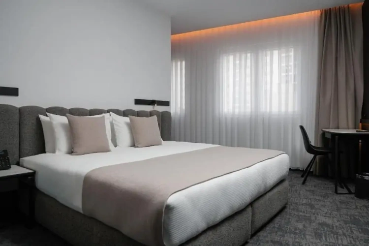 Premium Double room with city view