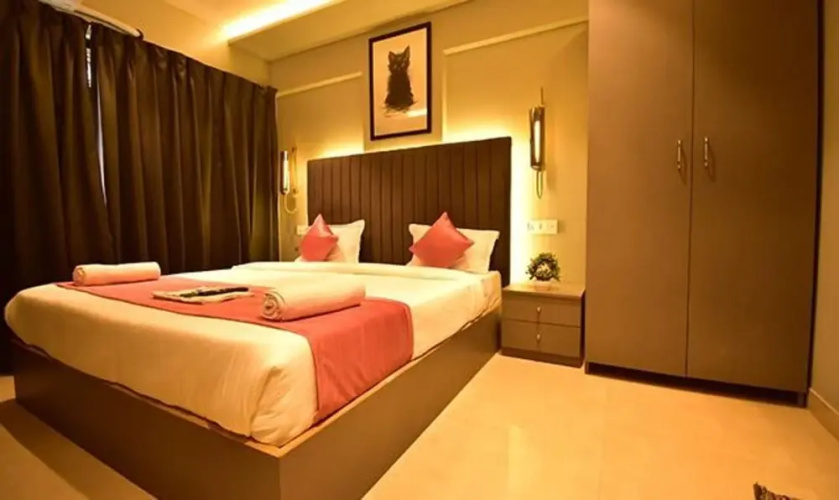Fabhotel Kova