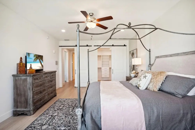 The Harbor Condo 305 Premier