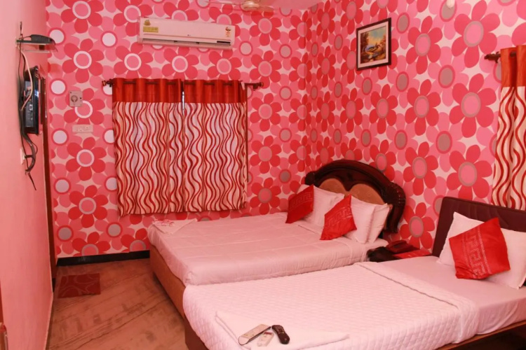 Hotel Vaani Villa