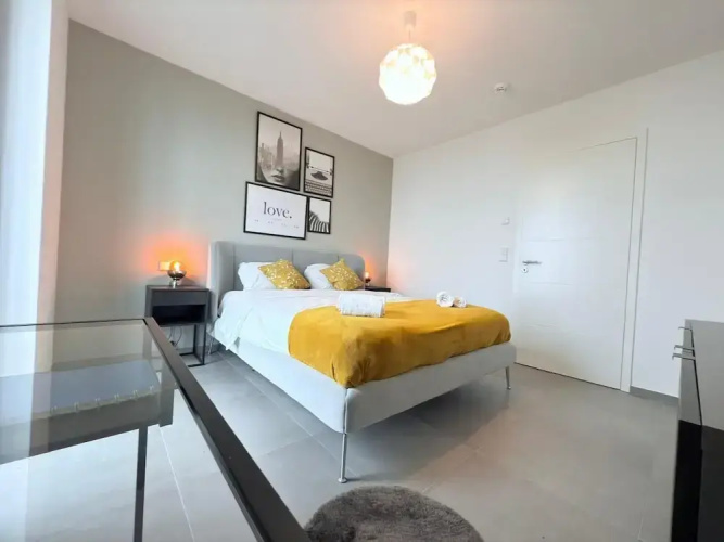 Charming one bedroom flat with terrace