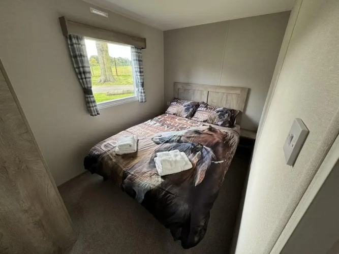 Berwick-upon-tweed - Caravan - Sleeps 6 - Parking