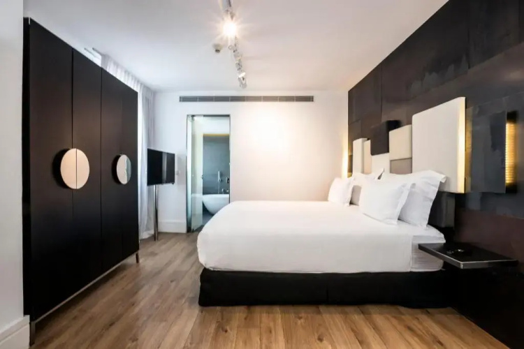 Alexander Hotel– Tel Aviv