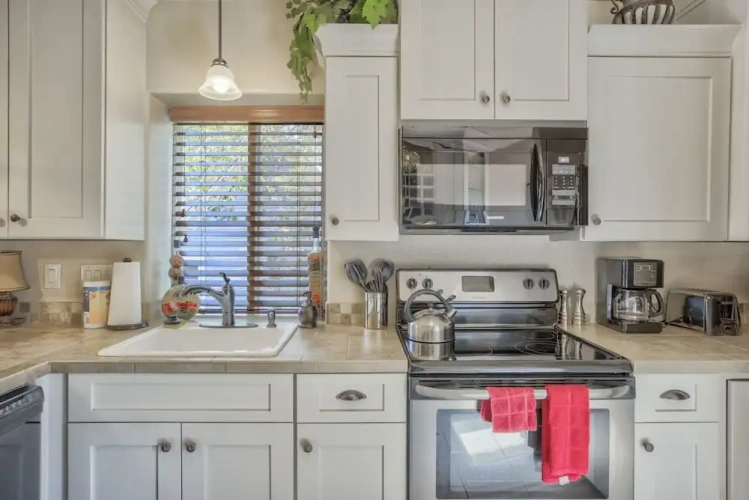 2 Bedrooms Cottage