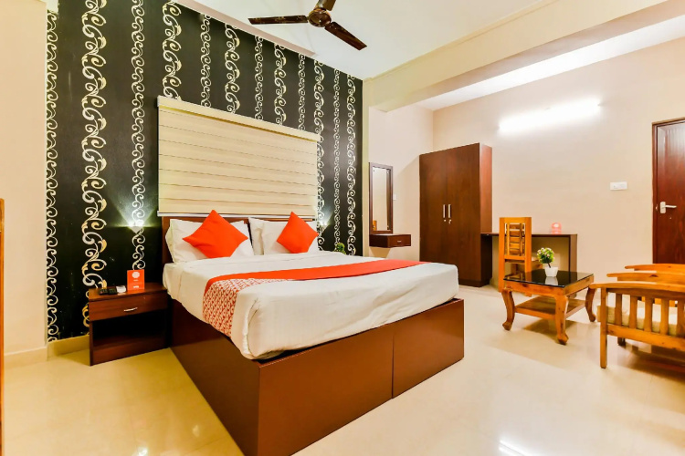 OYO Flagship 18938 Hotel Mars