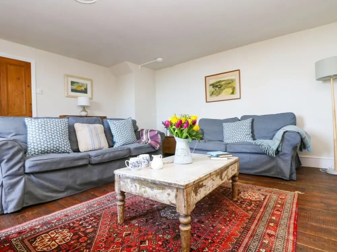 Trevowhan House