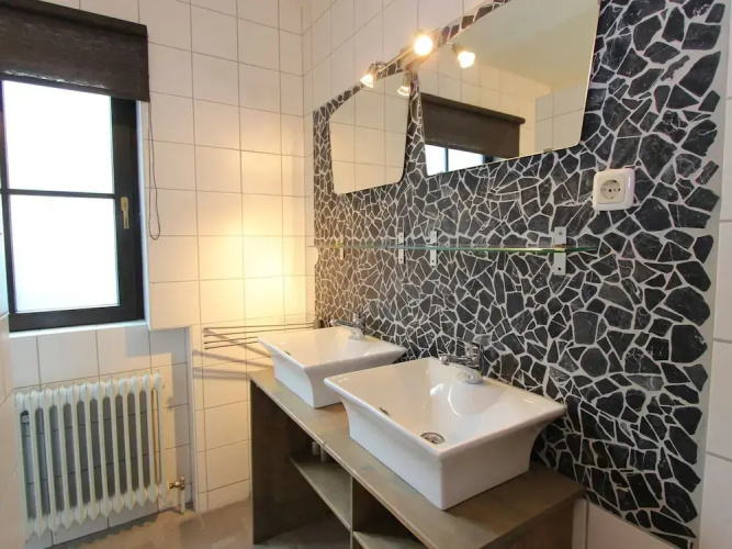 Spacious Chalet in Leogang near Ski Area