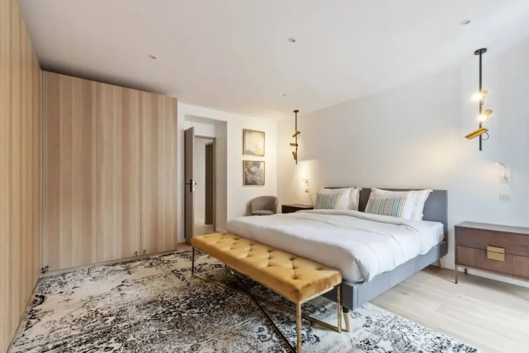 Stunning 2 Bed Apartment, Sleeps 4