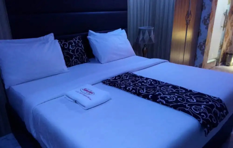 Global Signature Hotel