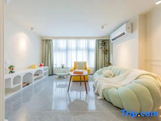 2 Bedrooms Suite