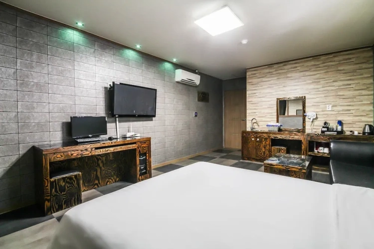 Classic room