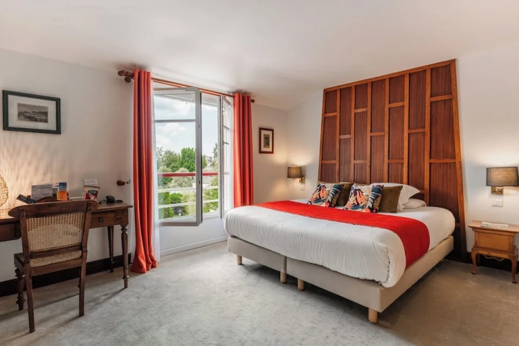 Deluxe Twin room with garden view