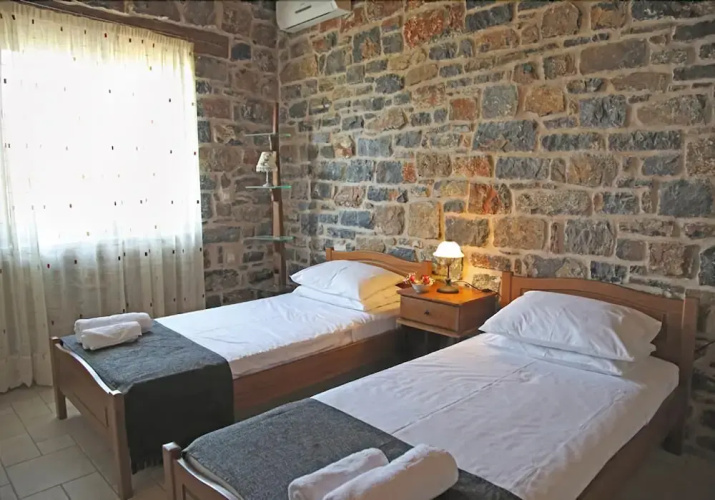 Kalo Nero Apartments
