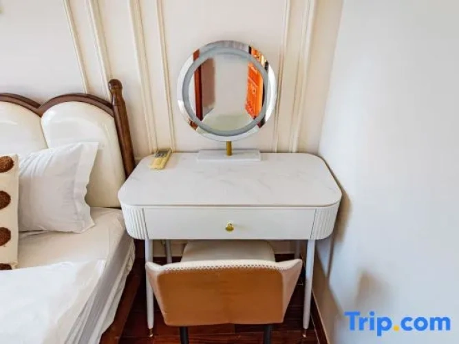 2 Bedrooms Suite
